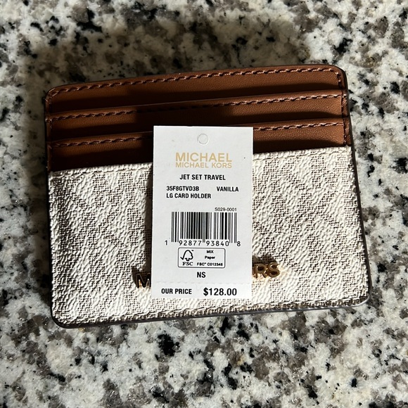 Michael Kors Card Wallet - Picture 3 of 3